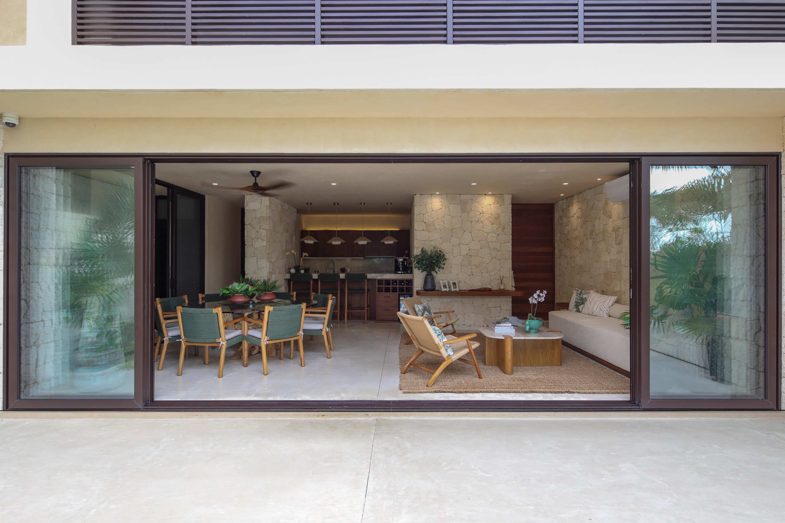 WhatsApp Image 2025-08-11 at 11.50.04 (1)